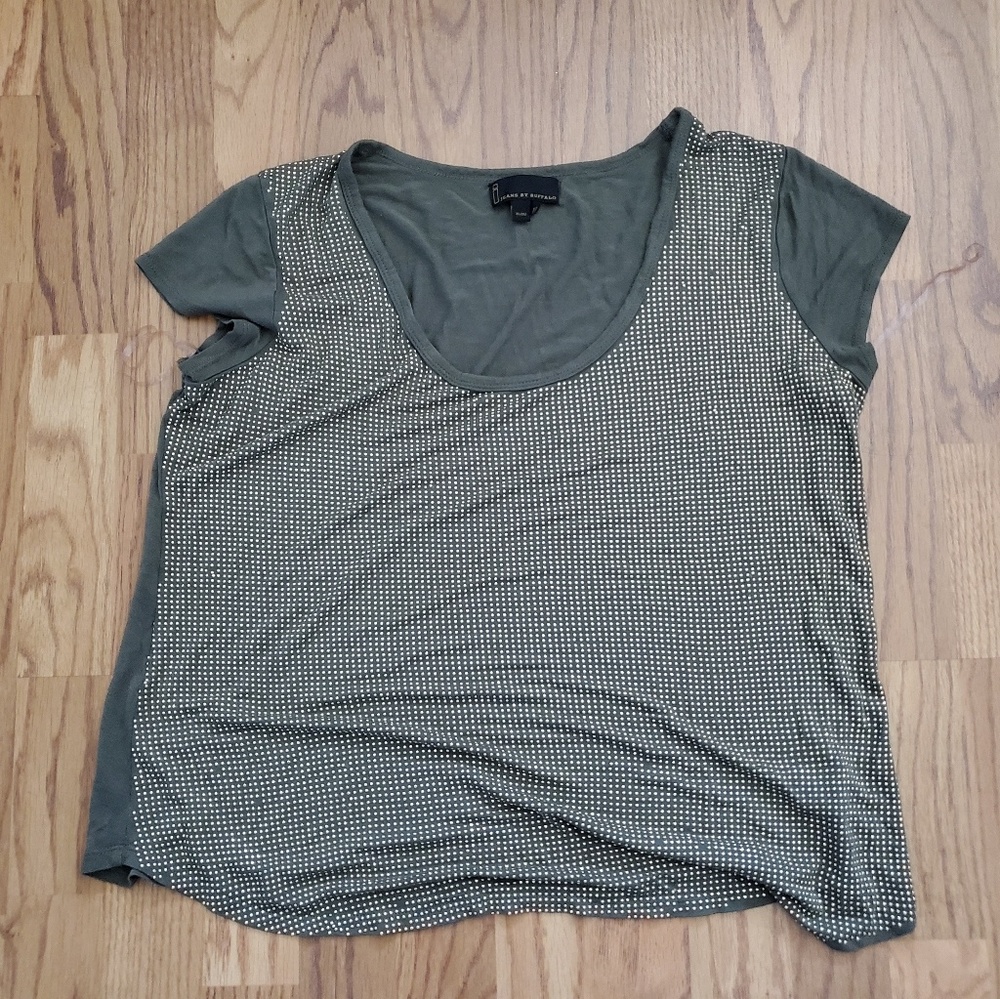 Shirt with gold badazzels